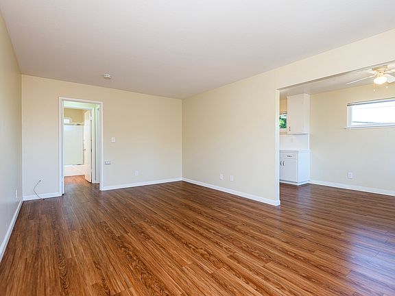 2nd image of 515 Saratoga Ave #5