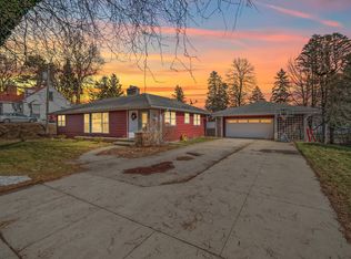 61 Charles St, Hillsdale, MI
