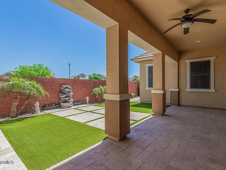4511 E Jones St — Photo 3