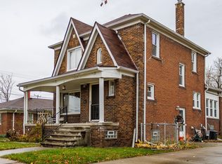 1424 Charter St, Lincoln Park, MI 48146