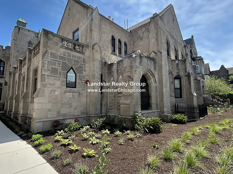 4611 S Ellis Ave #204 — Photo 16