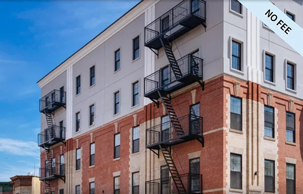 Rented by Tapiro Realty | media 13