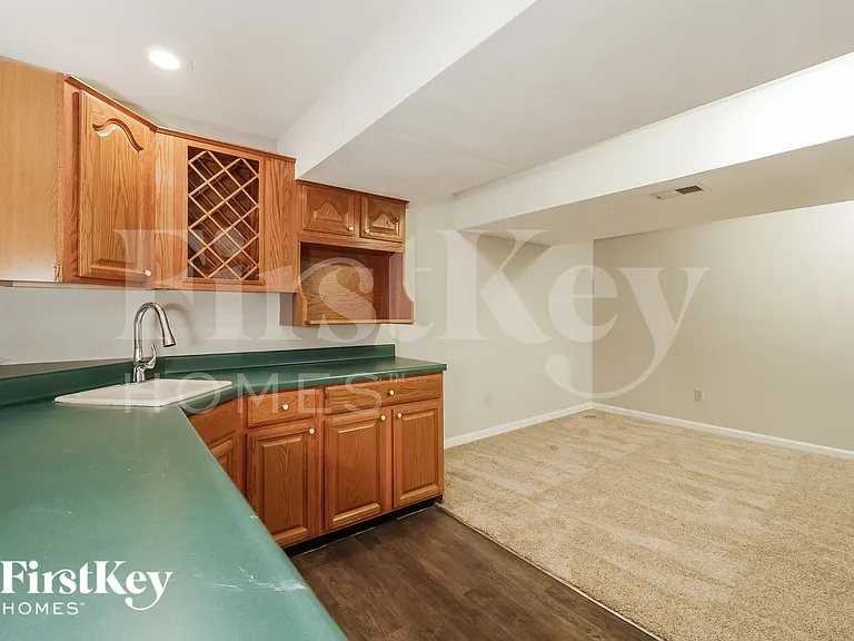 16110 Spring Valley Rd — Photo 8