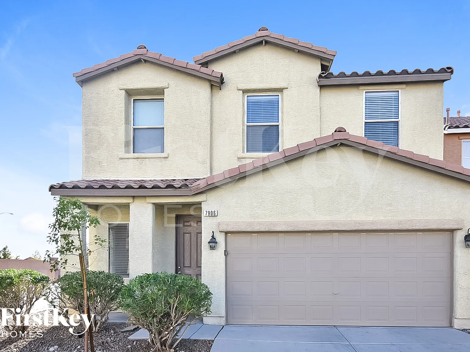 4 bed, 2.5 bath, 1746 sqft, $2,465 — Photo 1