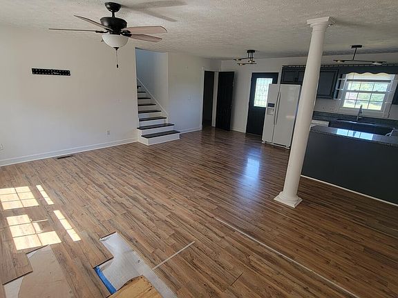4th image of 143 Wade Rd
