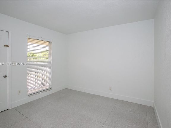 5th image of 241 S Royal Poinciana Blvd APT 305