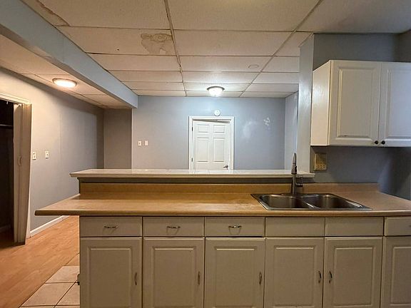 2nd image of 213 S Harrison St APT 1N