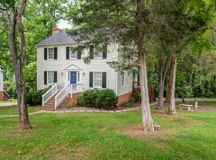 2600 Linkhorne Dr, Lynchburg, VA 24503