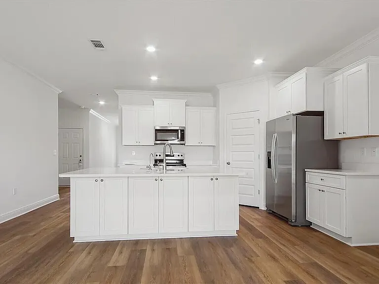 137 Holley Grove Ln — Photo 6