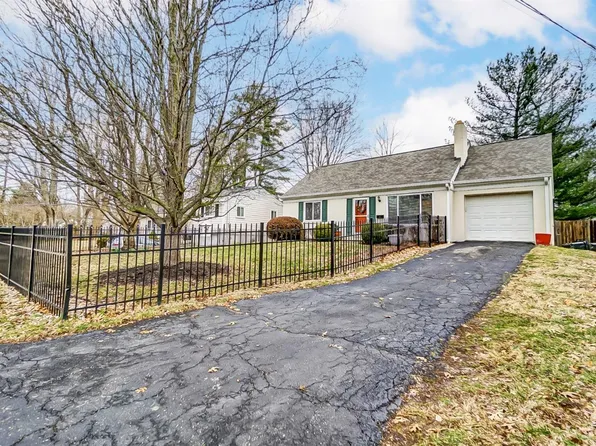 1397 Washington Cir, Cincinnati, OH 45255