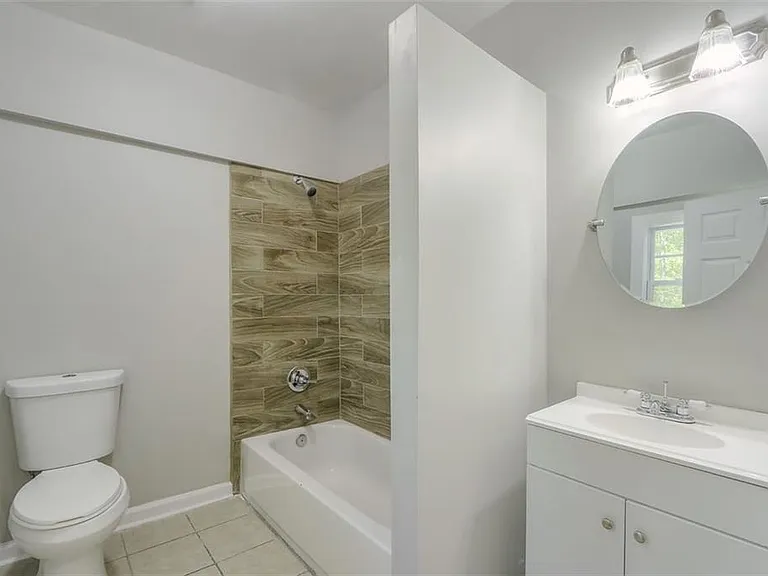 679 Jones Ave NW — Photo 20