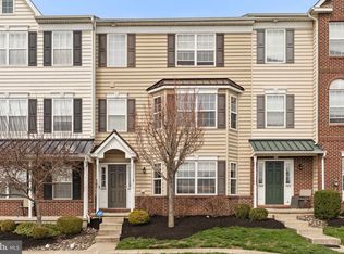 2062 Berkeley Dr, Pennsburg, PA 18073