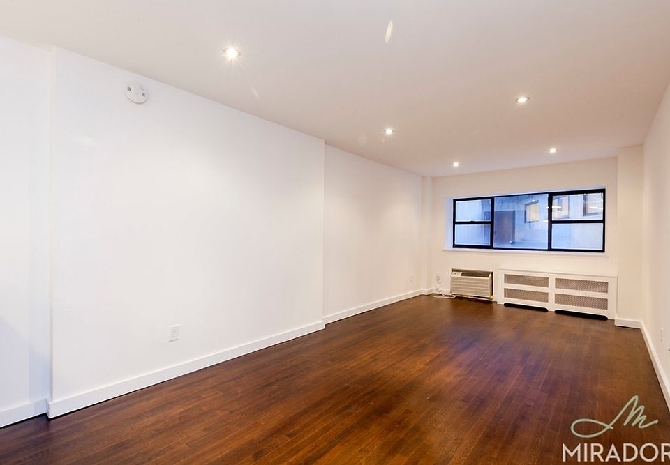 1st image of 27 W 16th St APT La