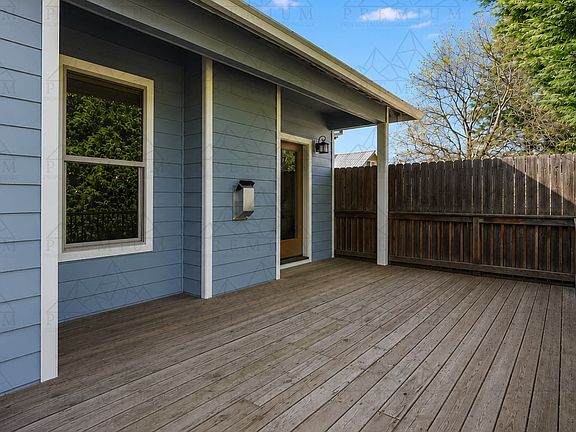 4th image of 1203 18th St