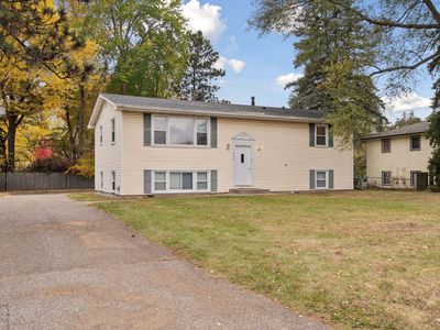 9104 Lexington Ave N, Circle Pines, MN, 55014