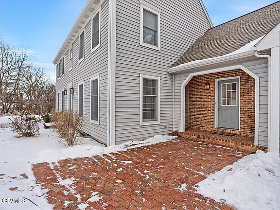 5th image of 2110 Green Ridge Rd