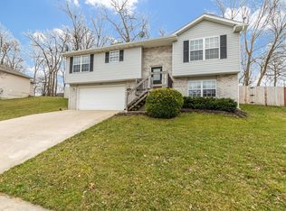 208 Caribou Dr, Columbia, MO 65202