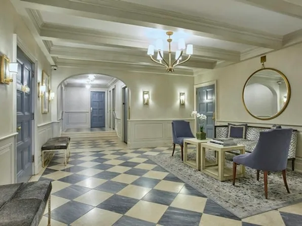 210 East 73rd Street image 6 of 15