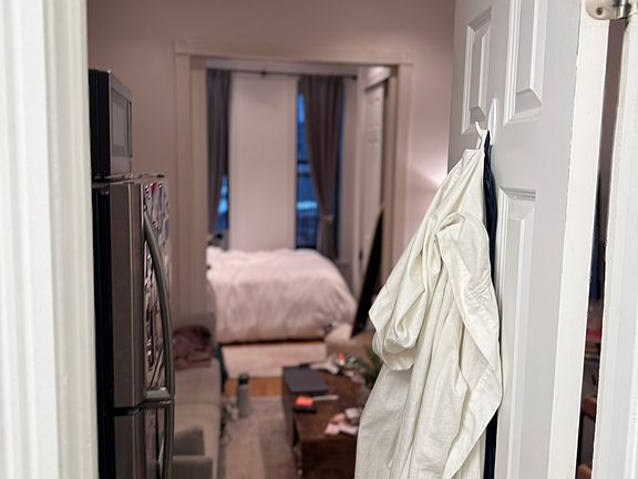 4th image of 414 E 78th St APT 1B
