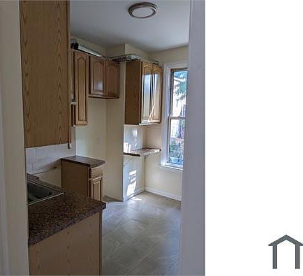 3rd image of 360 E 169th St APT 2