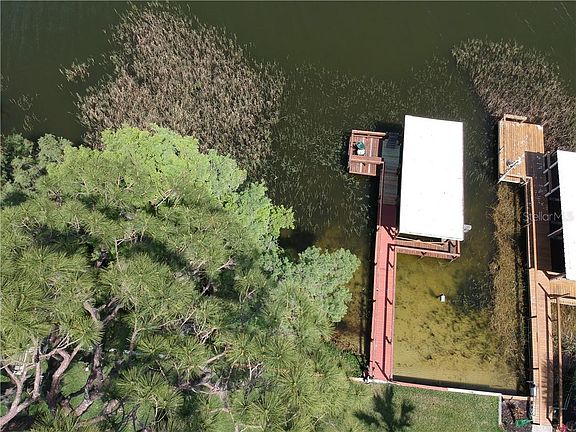 5th image of 34330 Island Dr