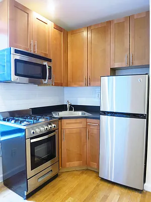 Rented by City & Suburban | media 40