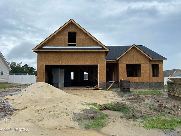 3rd image of 2527 Dakota Drive