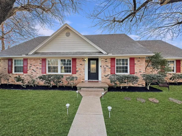 407 John Arden Dr, Waxahachie, TX 75165