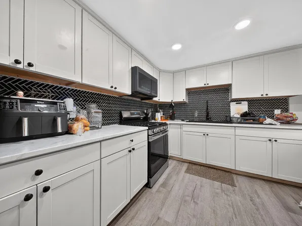 54 Pride Street, Westbrook, ME 04092