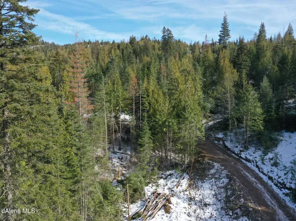 Nka Applewood Ln, Saint Maries, ID 83861