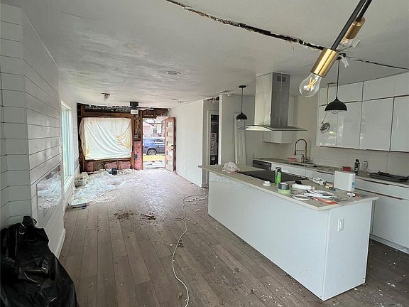 4th image of 1144 Richardine Ave