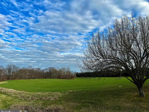 Dover Neck Rd, Easton, MD 21601