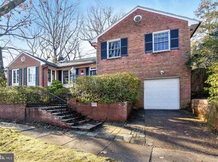 2950 Garfield Ter NW, Washington, DC 20008