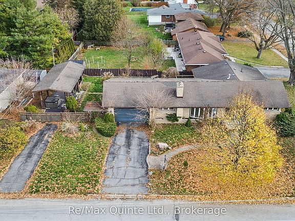 4th image of 5 Stanley Park Dr