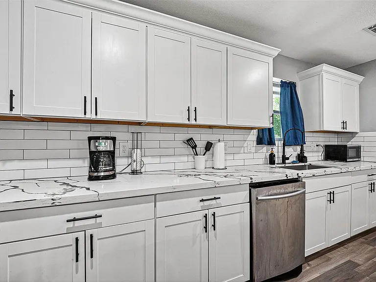 1206 Riggs Rd — Photo 23