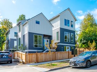 915 N 98th St #B, Seattle, WA 98103