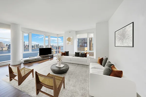 Rented by Corcoran | media 1