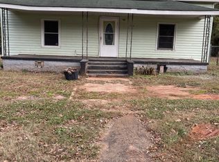 145 Gray St, Laurens, SC 29360