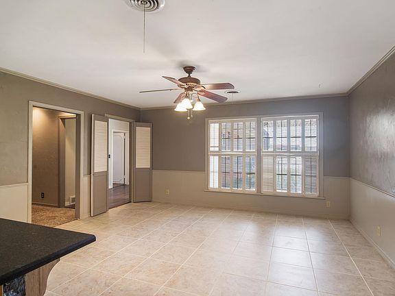 Open concept dining area