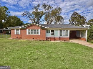 106 S Chilton Cres, Lagrange, GA 30240