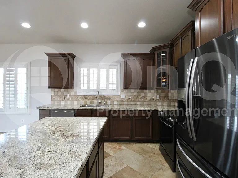 4360 E Austin Ln — Photo 2