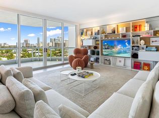 21200 NE 38th Ave APT 802, Miami, FL 33180