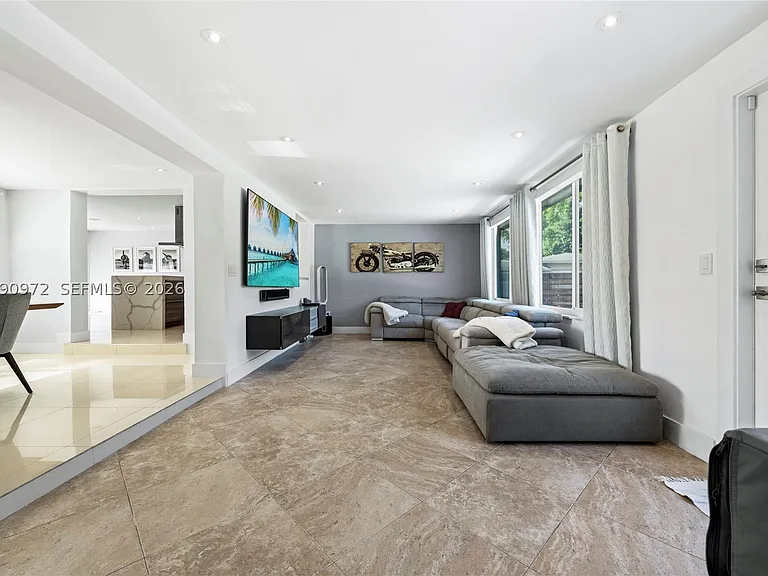 217 E Acre Dr — Photo 18