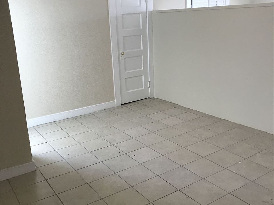 1st image of 244 S Avenue 21