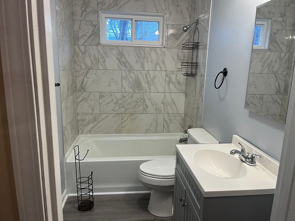 1st image of 1216-1218 Cliffside Dr #1
