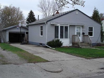 608 19th St NW, Minot, ND, 58703