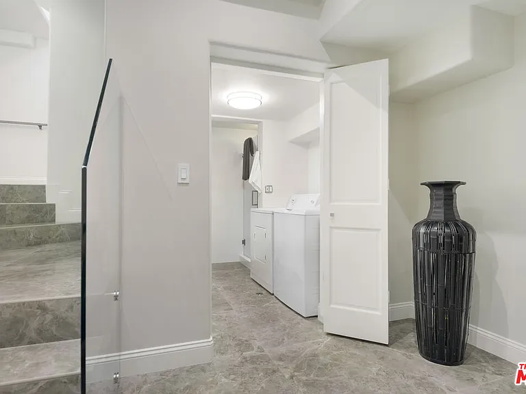 202 N Crescent Dr #1 — Photo 21