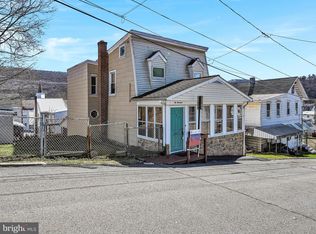 214 2nd St, Port Carbon, PA 17965