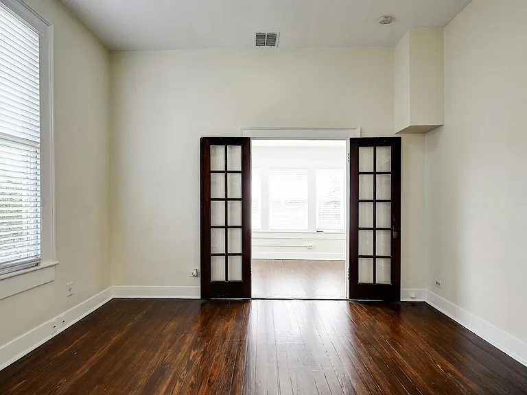 423 W Woodlawn Ave #2 — Photo 11