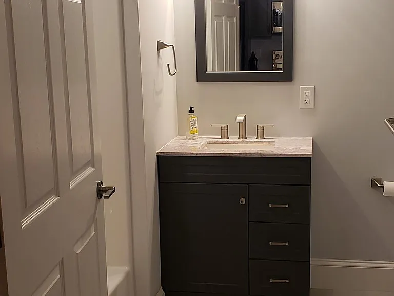 101 W Market St #302 — Photo 8